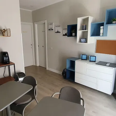 Little Rose 招待所 菲乌米奇诺