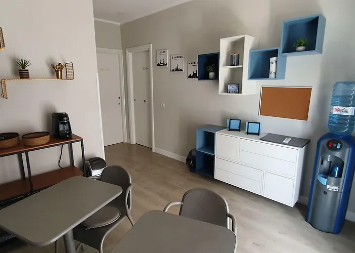 Little Rose 招待所 菲乌米奇诺