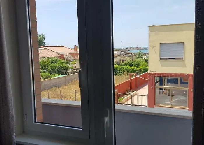 招待所 Little Rose 3*